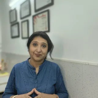 Photo of Shruti Dey